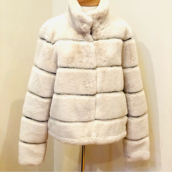 Karl Langerfeld Faux Mink Cozy Jacket - Picture 5 of 11